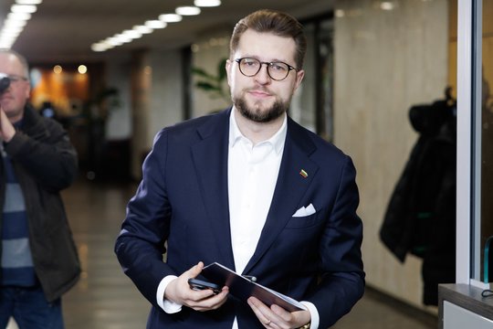 Seimo Demokratų frakcijai „Vardan Lietuvos“ vadovaus L. Savickas