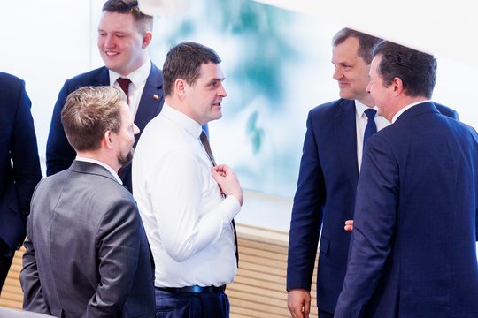 Seimas pradeda naują sezoną: iš J. Oleko – žinutė visuomenei ir prašymas parlamentarams