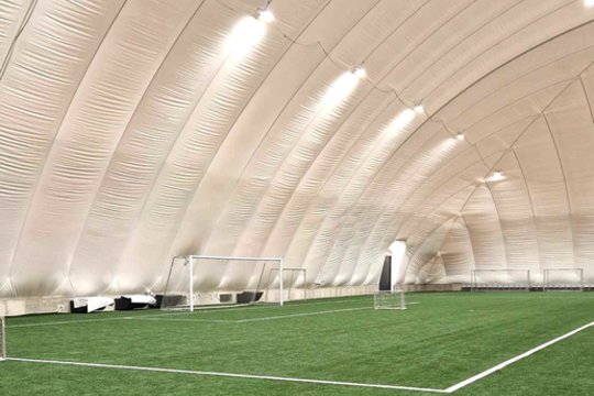 Radviliškyje bus statomas dengtas futbolo maniežas: jau rengiamas projektas