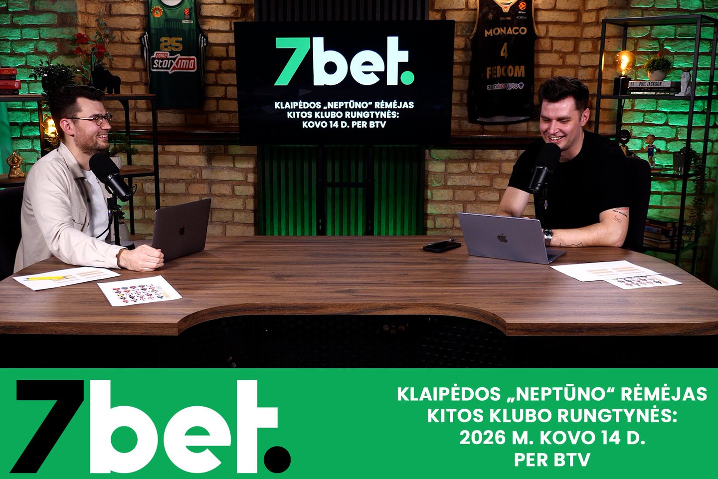 TV laidų vedėjas Paulius Vaitiekūnas ir krepšinio komentatorius Jonas Lekšas