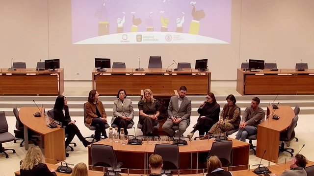 Drąsina nesibaiminti lietuvių kalbos: į užsieniečius žiūrėkime atlaidžiau ir padėkime integruotis