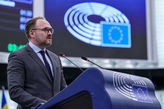 ES ragina valstybes nares mažinti energijai taikomus mokesčius