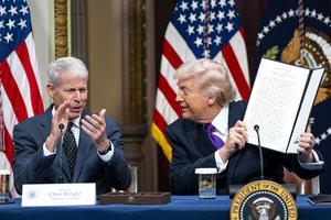 Dar viena JAV klaida? Vos pasirodęs įrašas – ištrintas