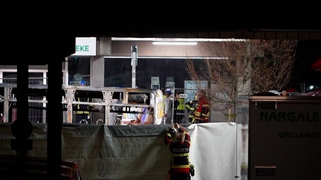 Siaubinga nelaimė Šveicarijoje: maršrutiniame autobuse kilęs gaisras pražudė 6 žmones