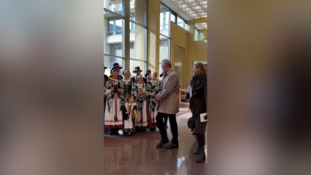 Po Kovo 11-osios minėjimo Seime užfiksavo neeilinę situaciją: ne visi politikai buvo šiltai išlydėti