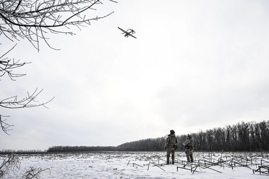 Karas Ukrainoje. Naftos infrastruktūra – Rusijos dronų taikinyje: įvardijo Kremliaus planą