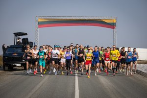 Šventiniame Kovo 11-osios bėgime Jonavoje triumfavo L. Tarasevičius ir V. Žūsinaitė