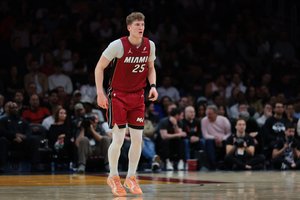 Kasparas Jakučionis NBA surengė tritaškių šou