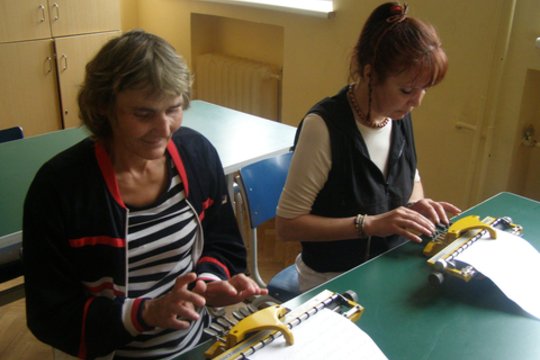 Paaiškino, ką svarbu paminėti įsidarbinant: baiminasi, kad pranešus darbdavys nepakvies