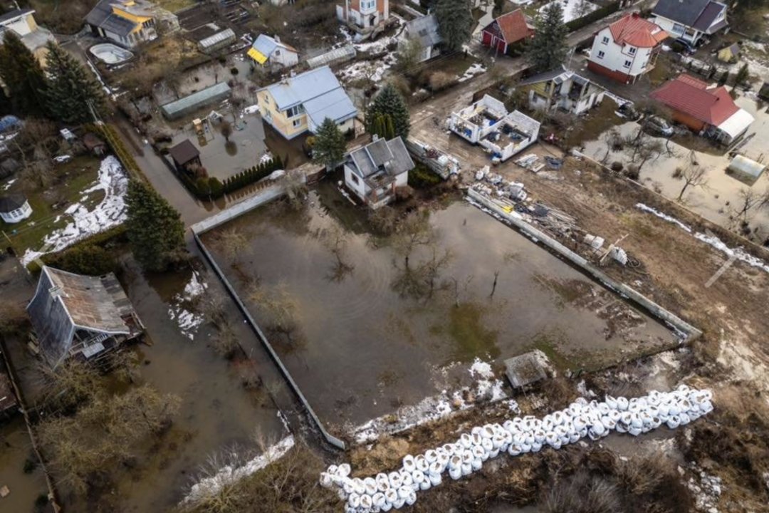 Kauno krašte – didelis potvynis: apsemti namai, meras turi idėją