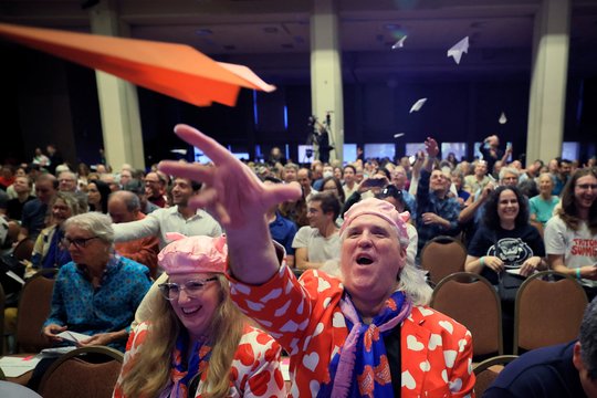 „IgNobelio“ apdovanojimai nebebus rengiami Amerikoje