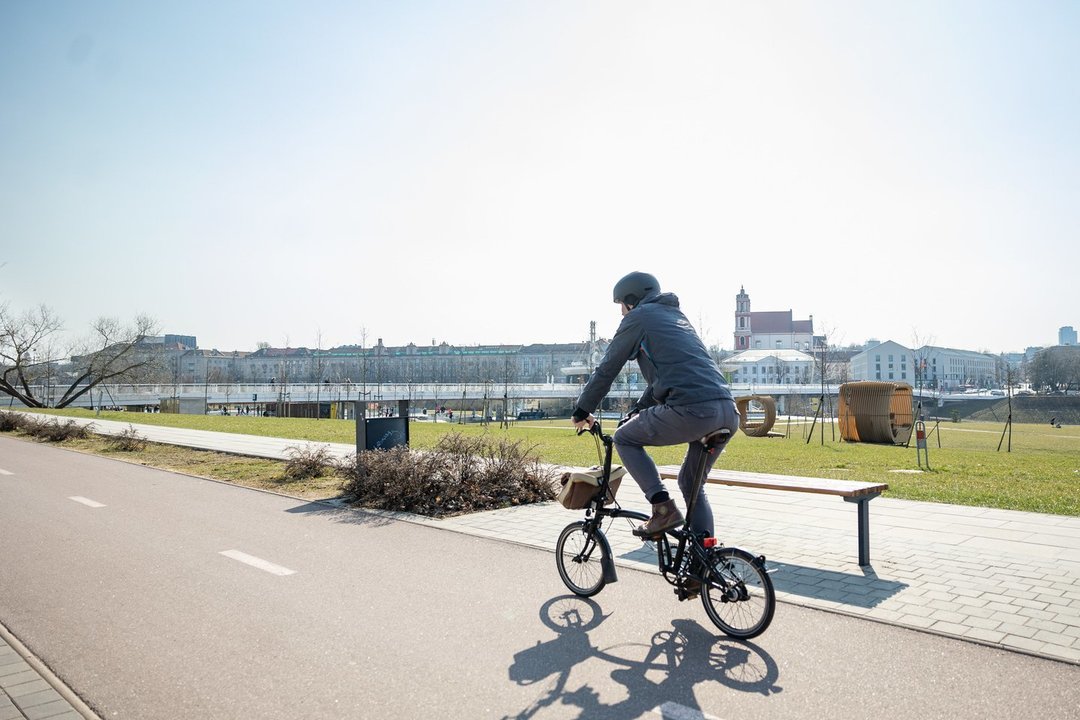 Sinoptikai perspėja apie permainingą popietę: rytuose lepins saulė, o vakaruose lis