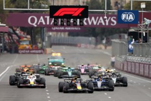 „Formulės 1“ stabdo lenktynes – etapai Bahreine ir Saudo Arabijoje nevyks