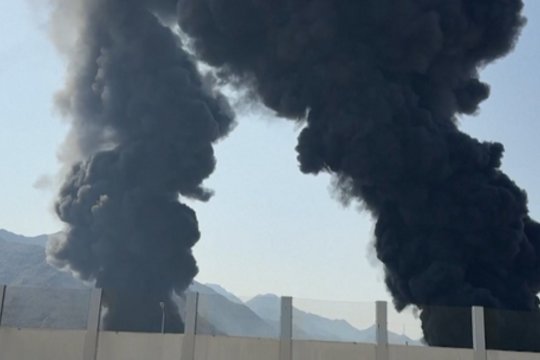 Trečia karo savaitė Persijos įlankoje: naujos raketų ir dronų atakos tęsiasi