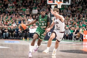 Lietuvos švieslentė: beveik šimtas įvarčių rankinio rungtynėse, NKL reguliariojo sezono pabaiga ir dviejų futbolo lygų startas