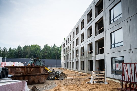 Žiniasklaida: galimybe statyti 0,5 mlrd. eurų vertės Kairių karinį miestelį susidomėjo 8 įmonės