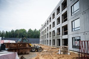 Žiniasklaida: galimybe statyti 0,5 mlrd. eurų vertės Kairių karinį miestelį susidomėjo 8 įmonės