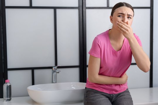 4 taisyklės užklupus diarėjai: vaistininkė išvardijo, ką privalu žinoti