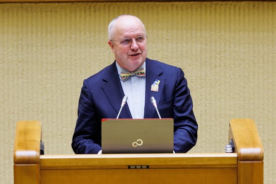 Minint Šv. Patriko dieną Seimo rūmai nebus apšviesti: tai prieštarautų galiojančiai tvarkai