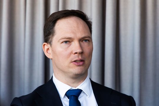 K. Vaitiekūnas apie priemones kuro kainoms suvaldyti: „Kalbėsime su Konkurencijos taryba“