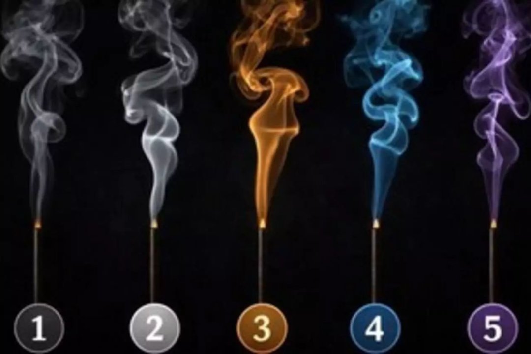 Koks jūsų psichologinis amžius? Pasirinkite smilkalų lazdelę, kuri labiausiai traukia dėmesį