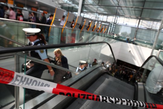 Dėl streiko Vokietijos oro uoste atšaukiami skrydžiai