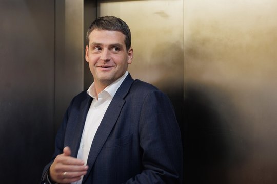 R. Žemaitaičiui – žinia iš VTEK: išplėtė tyrimą dėl automobilio nuomos