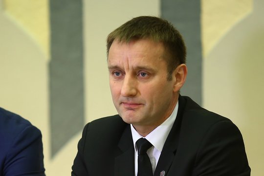 VTEK: A. Visockas skirdamas paramą artimo asmens įmonei pažeidė viešuosius ir privačius interesus