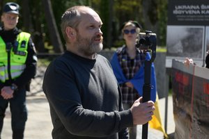 Laurynui Ragelskiui skirta 85 eurų bauda už žmogaus persekiojimą