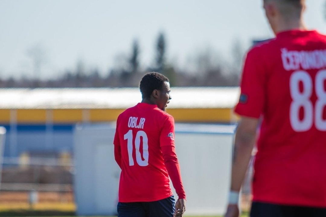 Po peilio dūrių į futbolininką klubo direktorius sukrėstas: „Kažkas su tuo žmogumi ne taip“