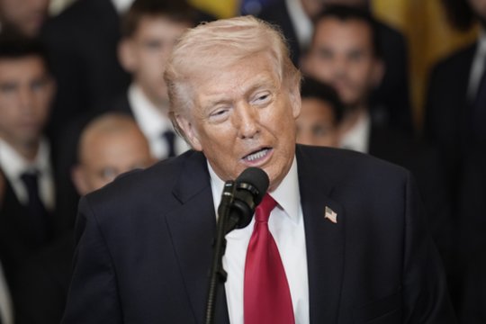 JAV teisėjas sustabdė D. Trumpo administracijos skiepų politikos pertvarką