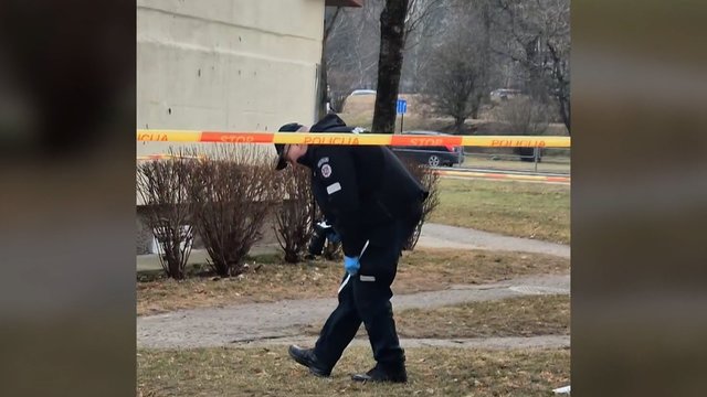 Alytuje – žiaurus jaunuolio poelgis: peiliu į keletą kūno vietų smogė užsieniečiui futbolininkui