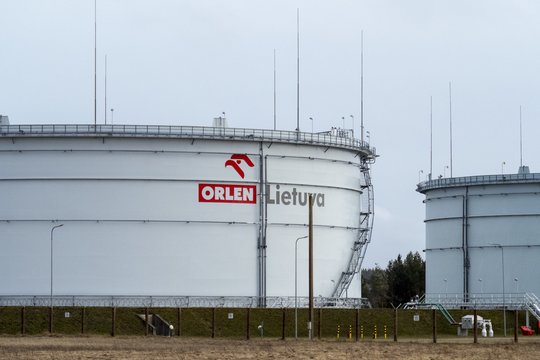 „Orlen Lietuva“ – skubus nurodymas: į rinką liepta išleisti 12 dienų kuro rezervą