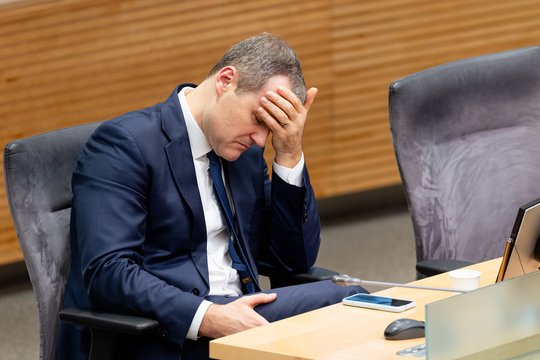 Generalinė prokurorė prašo naikinti ekspremjero G. Palucko teisinę neliečiamybę