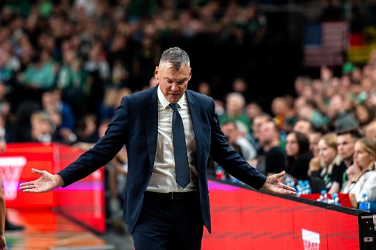 Š. Jasikevičius po nesėkmės kalė save prie kryžiaus: „Fenerbahce“ treneris labai prastai atliko savo darbą“