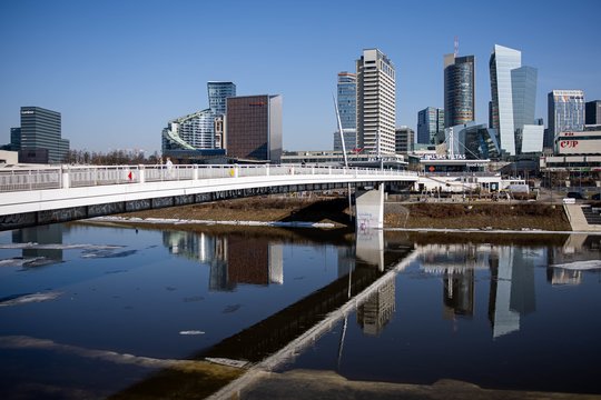Žalieji kreipėsi į institucijas dėl Neries upės gilinimo poveikio