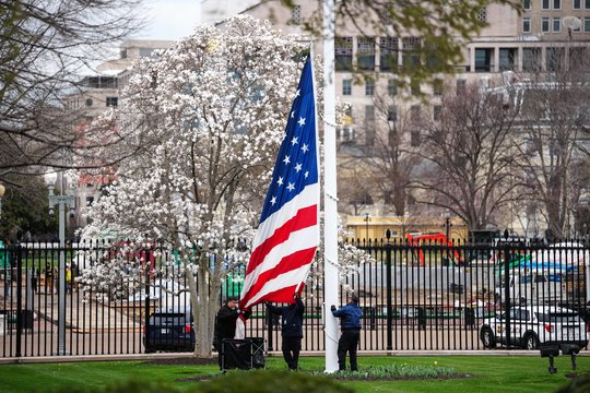 Nelaimė JAV: per šaudynes oro pajėgų bazėje žuvo žmogus, dar vienas buvo sužeistas