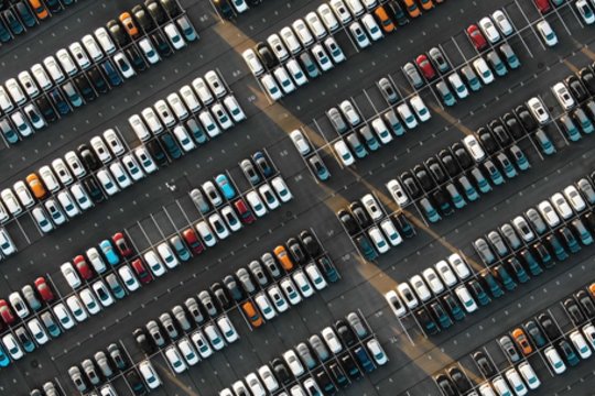 Kai CO₂ virsta mokesčiais – nauja automobilių parkų realybė