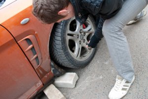 Dažniausiai vagiamų automobilių sąrašą papildė lietuvių mylimas modelis: ekspertai pataria, kaip apsisaugoti