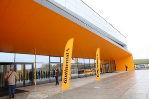 Šimtamilijoninės investicijos negelbėjo: vokiečių milžinė traukiasi iš Lietuvos