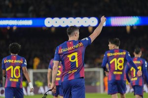 „Barcelona“ nepadoriai sudaužė anglų klubą ir ramiai žengė į Čempionų lygos ketvirtfinalį