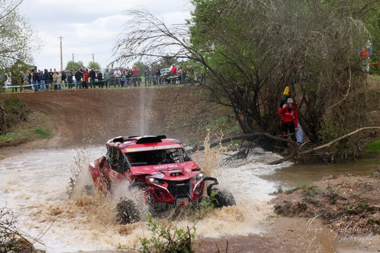 Pirmąją Portugalijos W2RC dieną „Izoton Sport“ duetas nardė balose ir įsitvirtino dešimtuke