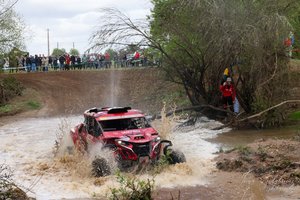 Pirmąją Portugalijos W2RC dieną „Izoton Sport“ duetas nardė balose ir įsitvirtino dešimtuke