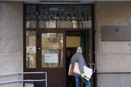 VMI siunčia žinią gyventojams – pradeda gyventojų pajamų mokesčio permokų grąžinimą