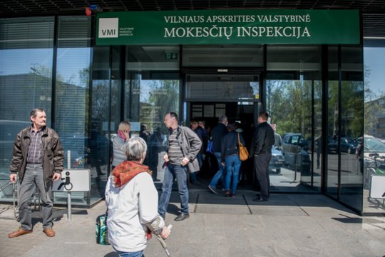 Nepatikėjo išgirdęs, kiek VMI bedarbiui grąžins pinigų deklaravus pajamas: „Galiu tik pasveikinti“