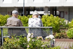 Valstybės kontrolė ragina stiprinti senėjimo politiką ir mažinti vyresnių žmonių vienišumą