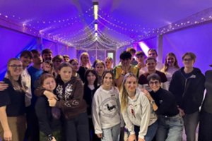 Kas antras paauglys šalyje patiria įtampą – atsakymų vis dažniau ieškoma per atvirą pokalbį