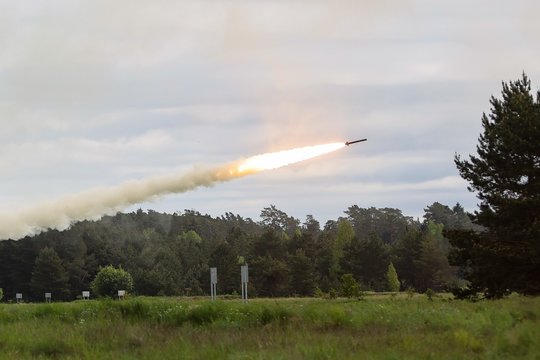 „Lockheed Martin“ įsteigs HIMARS techninės priežiūros centrą Estijoje