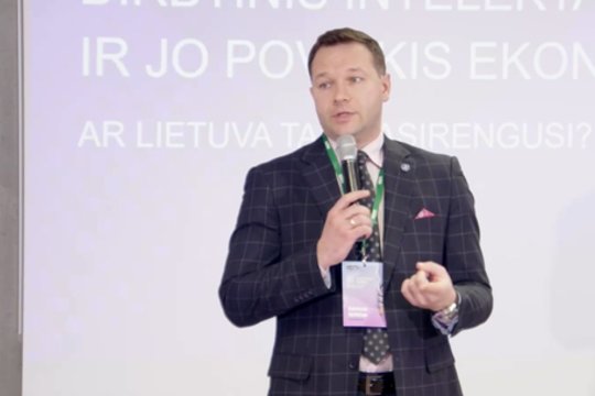 Griauna mitą, kad regionuose – tik žemesnės pridėtinės vertės verslai: DI ši įmonė naudoja gaminant baldus