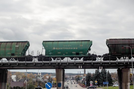 I. Ruginienė tikina, kad diskusijos apie baltarusiškų trąšų tranzito atnaujinimą nevyksta
